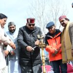 औली में  विश्व प्रसिद्ध नेशनल हिमक्रीड़ा स्कीइंग विंटर कार्निवल का पर्यटन मंत्री महाराज ने किया शुभारम्भ