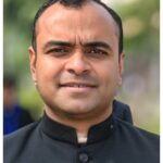 *जिलाधिकारी मयूर दीक्षित ने दी जनपदवासियों को होली की शुभकामना*