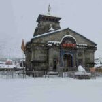 मौसम ने बदली करवट, केदार घाटी बर्फ की चादर से ढकी