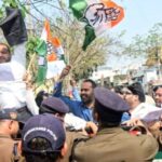 केन्द्रीय गृहमंत्री अमित शाह को काले झंड़े दिखाने जा रहे कांग्रेसी गिरफ्तार