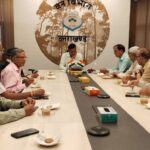 खाराखेत के व्यापक सौंदर्यीकरण व इसे पर्यटन स्थल के रूप में विकसित करने को लेकर प्रमुख वन संरक्षक से मिला प्रतिनिधि मण्डल