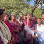 हमें रोजगार चाहिए, शराब नहीं, ठेके के विरोध में कुमाऊं कमिश्नर से की शिकायत