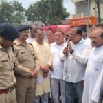 किशोरी की मौत के मामले में कांग्रेस कार्यकर्ताओं ने ज्वालापुर कोतवाली के सामने प्रदर्शन किया, सीओ सिटी को ज्ञापन सौंपा
