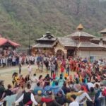 युद्ध कौशल के प्रतीक ठोड़ा नृत्य के साथ हिमाचली नाटी से बिस्सू मेले का परंपरागत जश्न मनाया