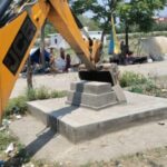 प्रशासन ने अवैध मजार को ध्वस्त कर अतिक्रमण मुक्त किया