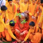 पृथ्वी से संसाधन लें, लेकिन पृथ्वी को लौटाने का संकल्प भी निभाएँ, पेड़ लगाएँ, भविष्य बचाएँ: स्वामी चिदानन्द सरस्वती*
