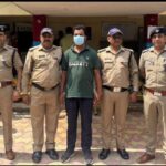 अपनी दो सगी बहनों को मौत के घाट उतारने वाला भाई गिरफ्तार