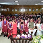 मुख्यमंत्री ने  दिव्यांग बच्चों के साथ मिलकर मनाया अपना जन्म दिन