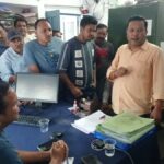 लाइन मैन की उपचार के दौरान मौत, आर्थिक सहायता की मांग को लेकर ग्रामीणों ने दिया धरना