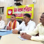 कांग्रेस की संवेदनशीलता व्यक्ति का नाम देखकर बदलती है! राजनीतिक विरोध के नाम पर आस्था और सनातन परंपरांओं को निशाना बना रही : नवीन ठाकुर